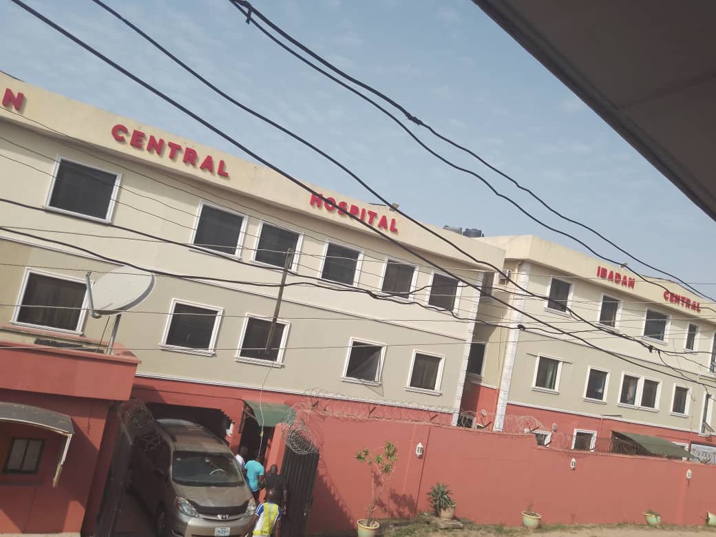 Family protests alleged removal of late mother’s body parts in Ibadan hospital 