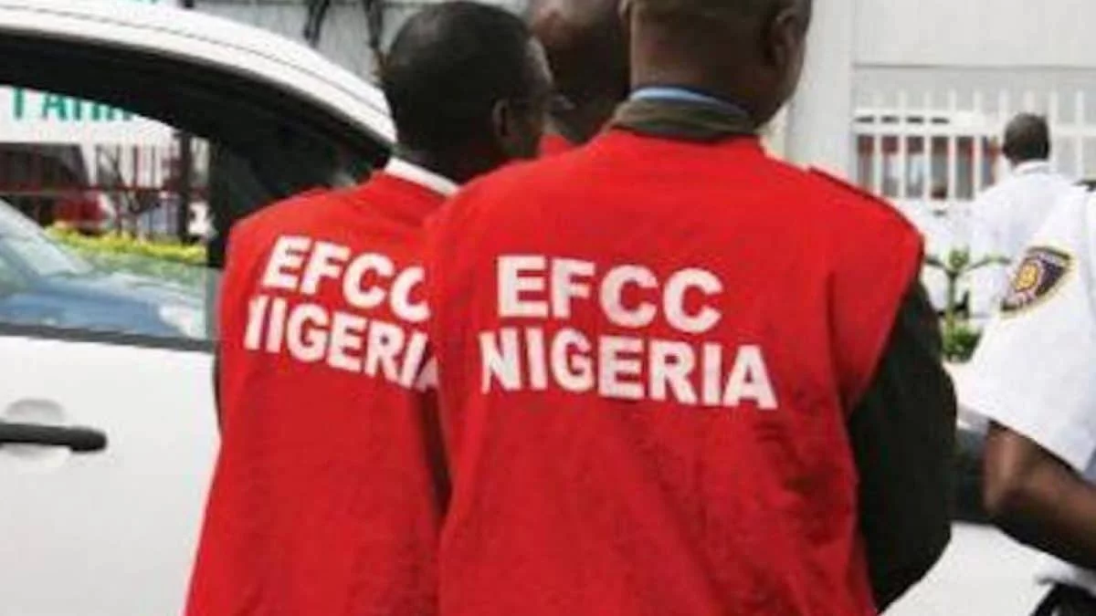 EFCC arrests NNPP House of Assembly candidate with N326m, $140,500 cash 