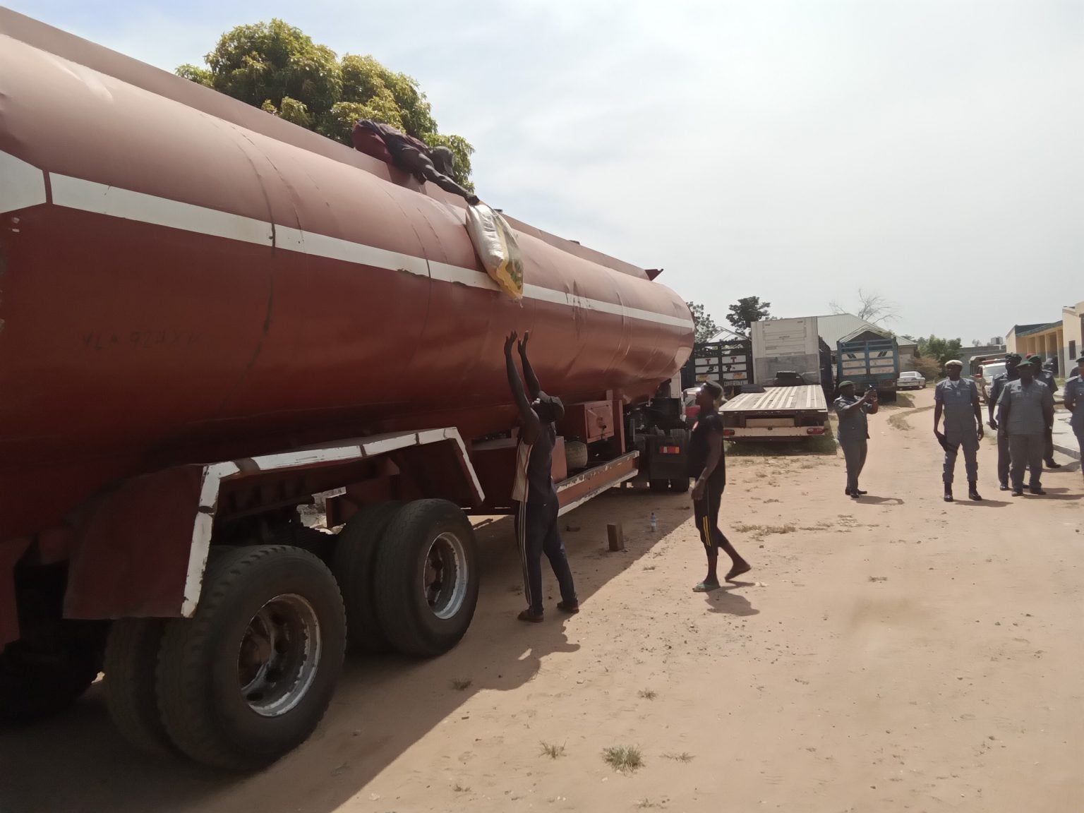 Customs intercepts petrol tanker conveying contraband rice