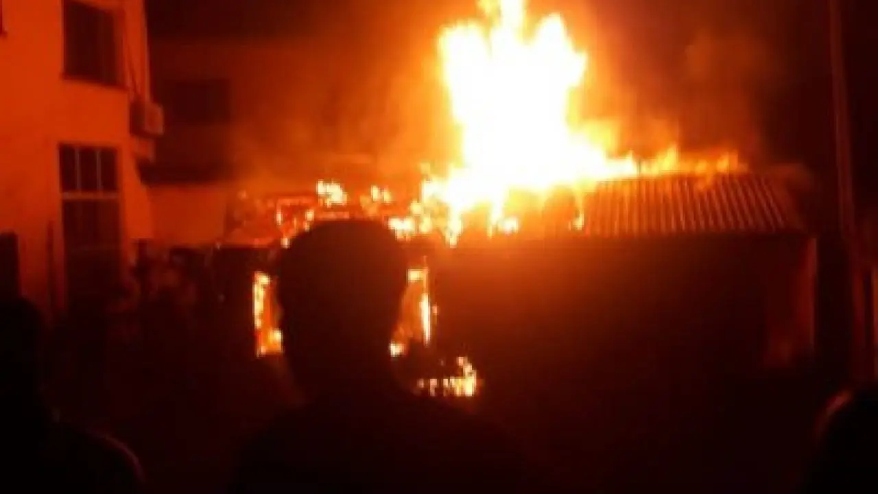 Fire outbreak claims six in Lagos